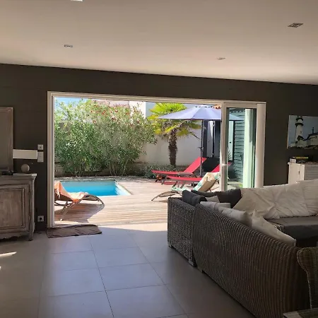 ღ Plein Soleil En Re Spacieuse Avec Piscine & Wifi *